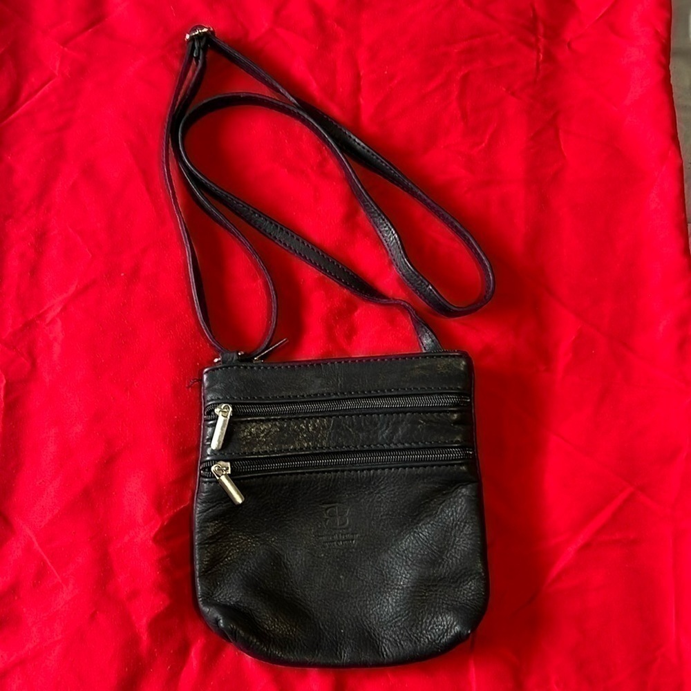 Natural leather black crossbody bag